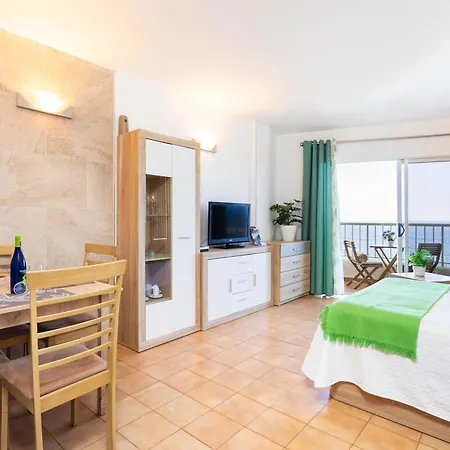 Apartment Tenohomes Oceanview With Balcony