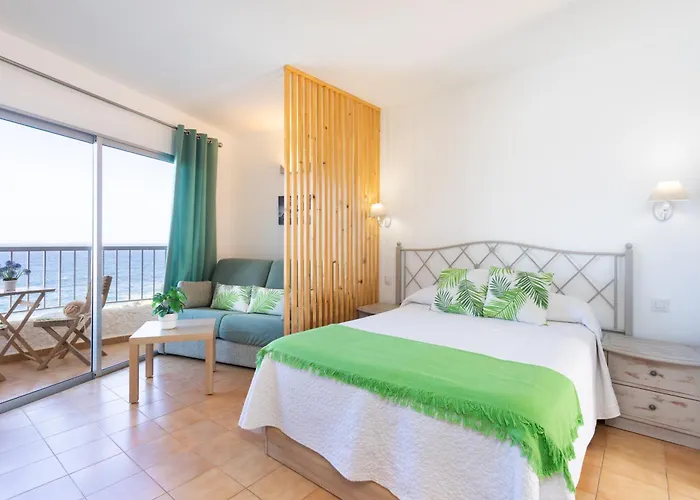 Tenohomes Oceanview With Balcony